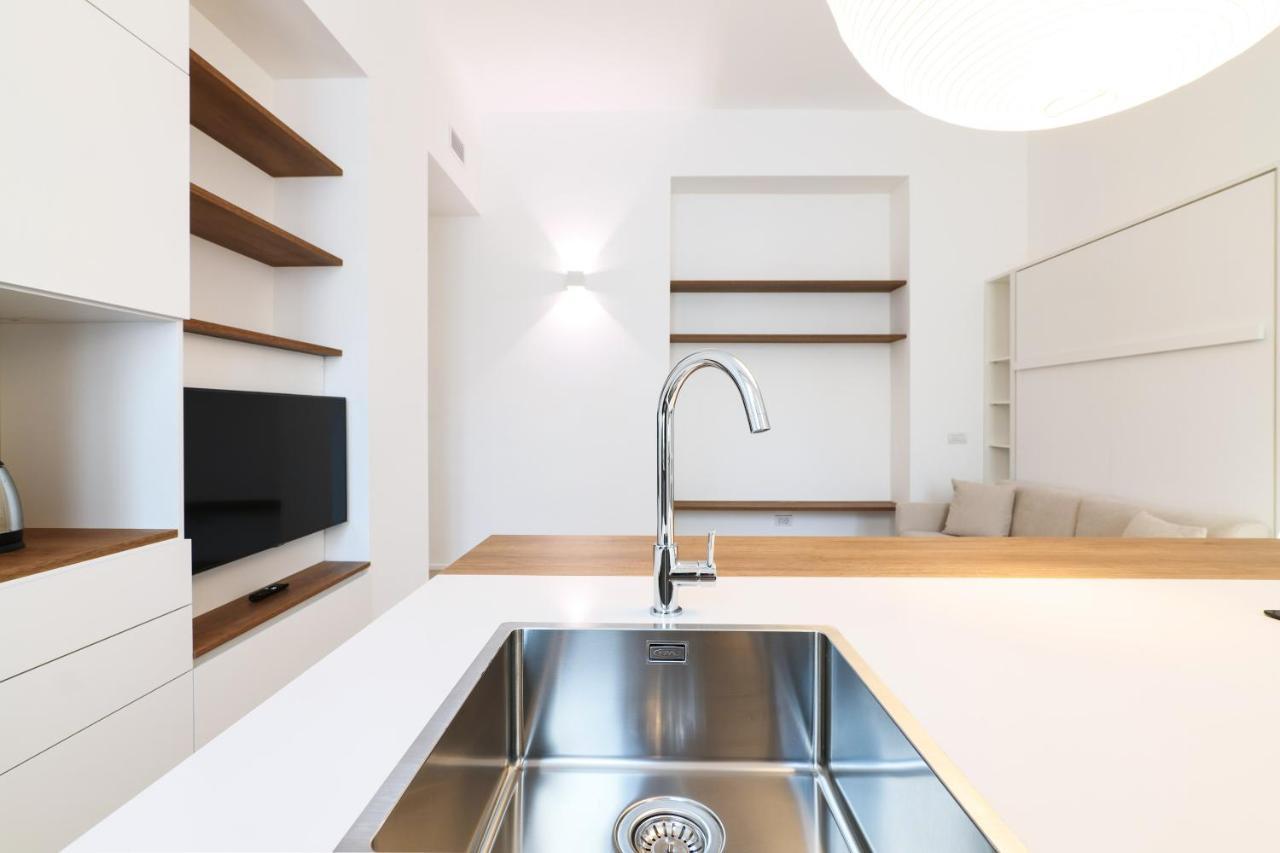 Contempora - Cermenate 54b * Milán